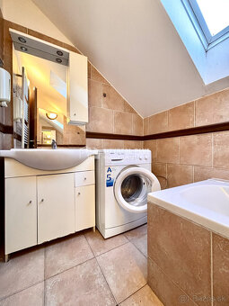 Ponúkame Vám na prenájom 2 izbový byt v meste Nové Zámky - 5