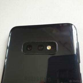 kvalitný kompaktný Samsung Galaxy S10 e 6GB/128GB - 5
