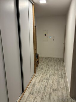 Predaj 3izb apartmánu s balkónom a garážou v Bešeňovej - 5