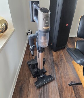 ELECTROLUX ULTIMATE EP81U25ULT - 5
