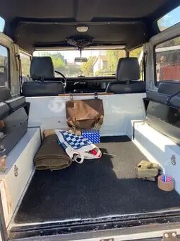 Predám Land Rover Defender 2,5 TD - 5