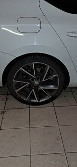 Predám Škoda Superb - 5