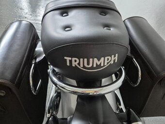 Triumph Boneville T 120 - 5