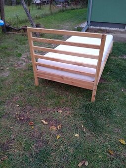 Skriňa a posteľ do detskej izby - 5