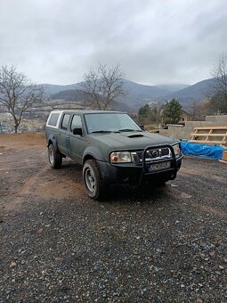 Nissan navara D22 - 5