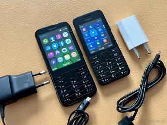 Nokia 225 DUAL SIM a Nokia 208 - 5