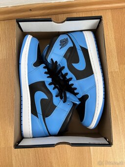 Nike air jordan 1 mid - 5