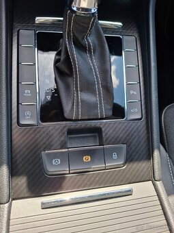 Predám skoda superb sportline facelift - 5