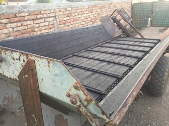 Rozmetadlo na hnoj EICHER 3T - 5