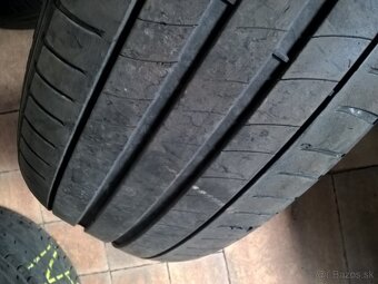 4 ks LETNÉ 215/65 R17 99V MICHELIN cca 5 mm LEN 19,99 €/kus - 5