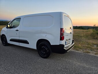 Peugeot Partner L2 / 3 miestne - 5