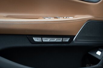BMW Rad 7 750i xDrive A/T Odpočet DPH - 5