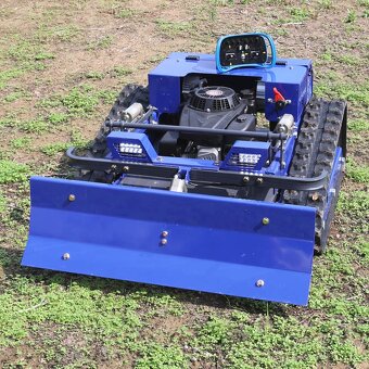 Kosačka na diaľkové ovládanie pásová - 5