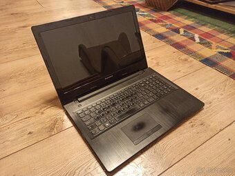 Lenovo IdeaPad – 15,6" notebook, funkčný - 5