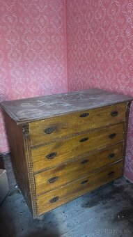 Starožitná drevená komoda - 5