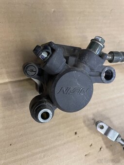 suzuki sv650 vyfuk kryt strmen podsedlovka kyvna chladič - 5