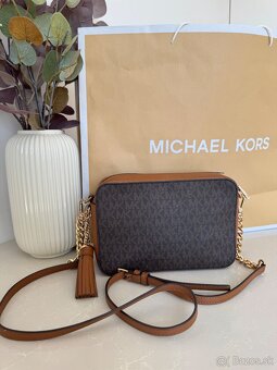 Michael Kors crossbody kabelka - 5