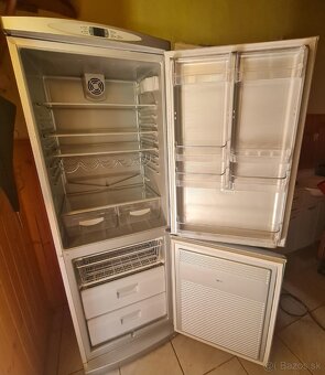 Predám dvojkompresorovu chladničku Gorenje - 5