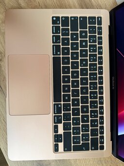MacBook Air 13” M1 2020 (8GB) (256GB) Rose Gold - 5