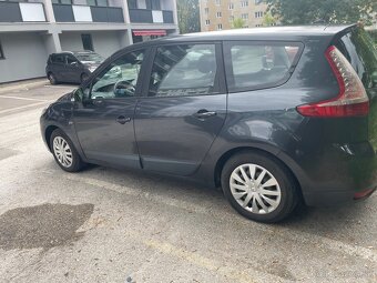 Renault Scenic 1,5dci 78 kW 7 miestne - 5