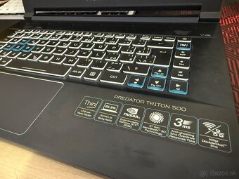 Predator Triton 500 - 5