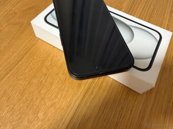 iPhone 15, Black, 128GB - 5