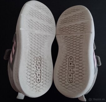 Detské botasky Adidas v.23 TOP stav - 5