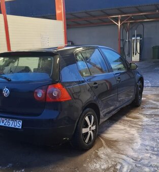 Volkswagen Golf 1.4 benzín - 5