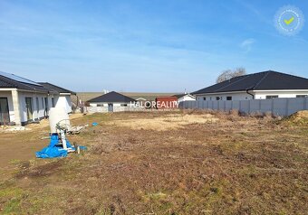 HALO reality - Predaj, pozemok pre rodinný dom 885 m2 Horn - 5