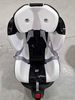 Britax Römer Dualfix M i-Size – otočná autosedačka (0–18 kg) - 5