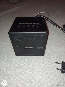 Rádio budík SONY - 5