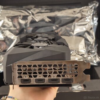 Gigabyte Aorus AMD RADEON RX 6800 Master 16GB - 5