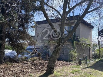 Dražba rodinného domu v Radvani nad Dunajom - 5