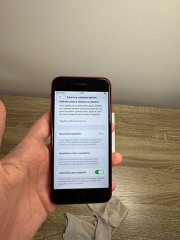 iPhone SE 128 gb product red - 5