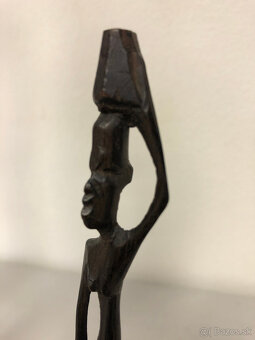 Africké sochy, socha žirafy - 5