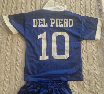 Fotbalové dresy, kopačky, chrániče, štucne - 5