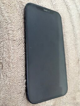 Predám IPhone 12 - 5