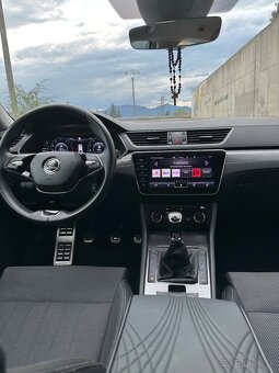 ŠKODA SUPERB COMBI 2.0TDI M6 - 5