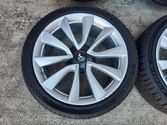 5x114,3 19" Tesla Model 3 - 5