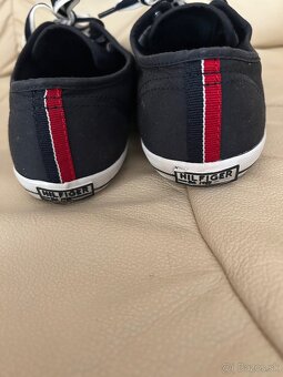 Predam dánske tenisky zn. Tommy Hilfiger - 5