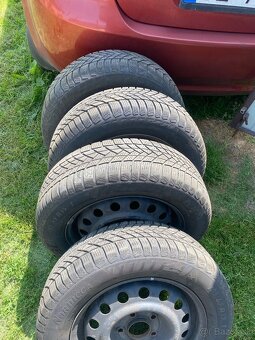 zimne 185/65 R15 ako nove obute na 5x114,3 R15 - 5