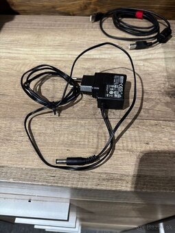 BEHRINGER U-PHORIA UMC404HD - 5