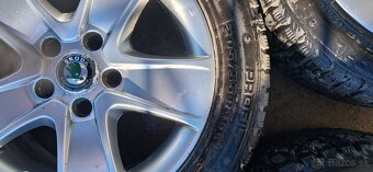 Elektrony  s pneumatikami 205 55 R16 - 5