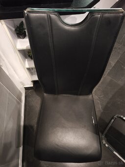 Jedálenský stôl - 5