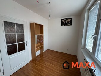 REZERVOVANÉ 3D obhliadka, Na predaj 4 izbový byt, Sotinská - 5