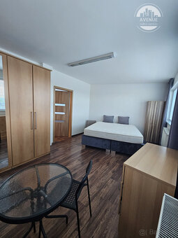 2 izbový byt na prenájom, 70 m2 s veľkou terasou - 5