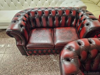 CHESTERFIELD ŠTÝL,BORDOVO-ČIEDAČKA KOŽENÁ NA KOLEČKÁCH - 5