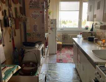 2 izbový byt na Chrenovej 1, Trieda Andreja Hlinku - 5