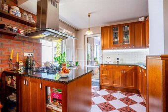 5 izbový rodinný dom, 1052m2, Dolná Mičiná - 5