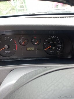 Nissan Terrano II - 5